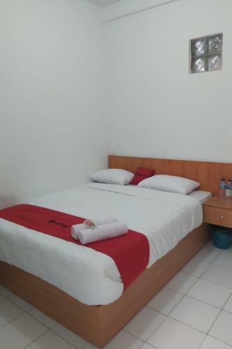 Hotel Reddoorz Near Gor Uny