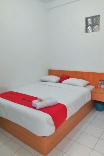 Hotel Reddoorz Near Gor Uny