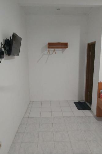 Hotel Reddoorz Near Gor Uny