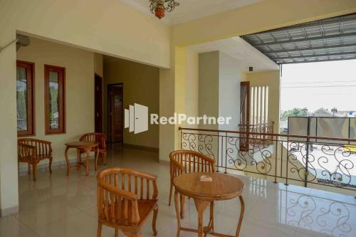 Hotel Ratmono House Syariah Yogya Redpartner