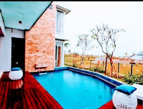 3 Br Private Villa In Pererenan