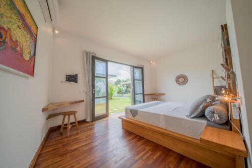 Villa Rovic Face Aux Rizi�res