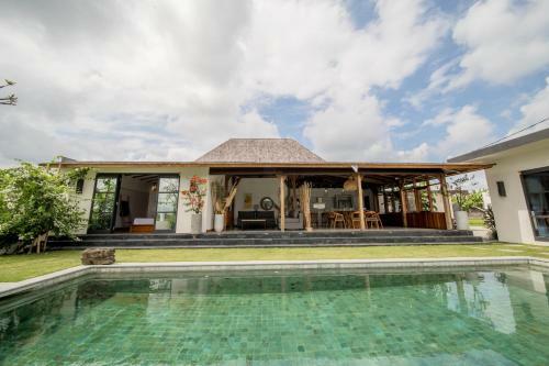 Villa Rovic Face Aux Rizi�res