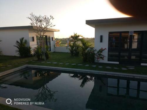 Villa Rovic Face Aux Rizi�res