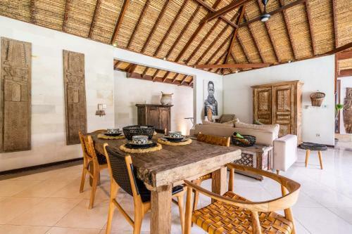 Villa Tipsy Coco By Hombali