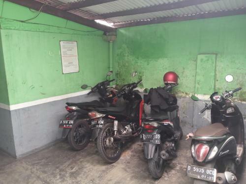 Hostal Penginapan 99