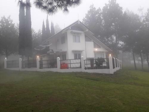 Villa 5cemara