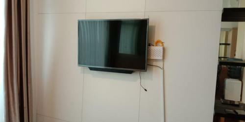 Franks Room Studio At Tree Park City Apartment Cikokol By Fl