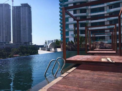 Omah Wienna Apartment At Grand Kamala Lagoon