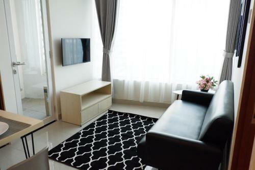 Omah Wienna Apartment At Grand Kamala Lagoon