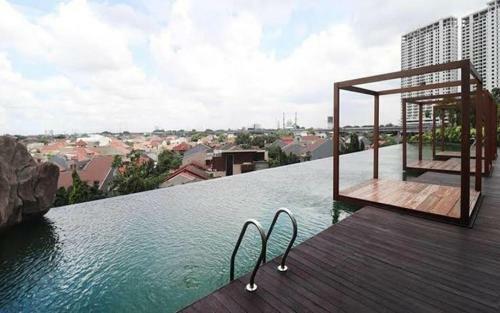Omah Wienna Apartment At Grand Kamala Lagoon