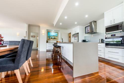 Villa Leven River Retreat