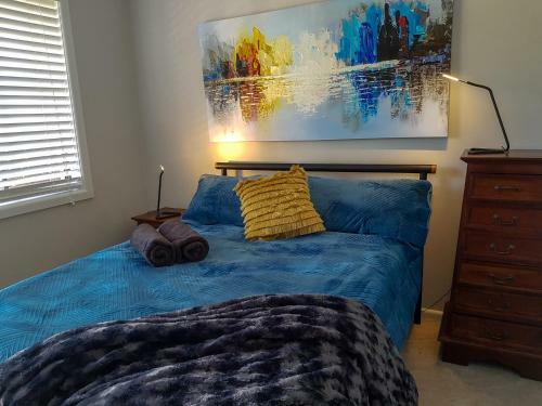Januce - Delightful River Front House In Urunga