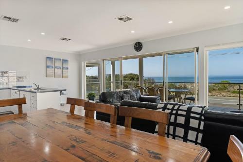 Esplanade Beachfront Victor Harbor
