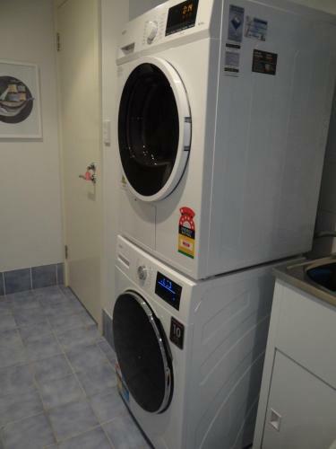 Apartamento Victor Holidays - Minimum Two Night Stays