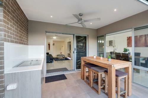 Apartamento Fairway Village @ Windaroo Lakes Golf Club