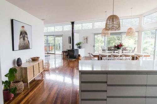 River House - A Stunning Riverside Retreat