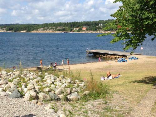 Lodge H�llestrand Cottage -sillen