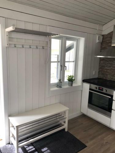 Lodge H�llestrand Cottage -sillen