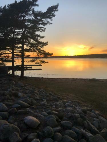 Lodge H�llestrand Cottage -sillen