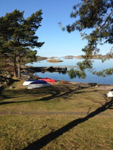 Lodge H�llestrand Cottage -sillen