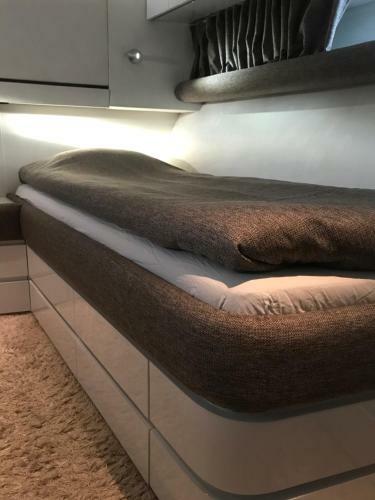 1-3 Bed Cabin On A Luxurious Yacht