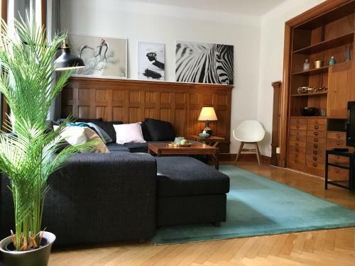 Classic & Light 2 Room Apartment In Sofo, 60 Sqm