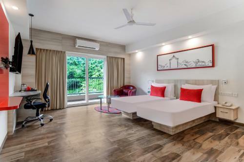 Red Fox Hotel, Neelkanth