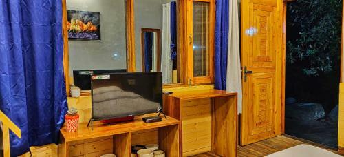 Hotel Lacasa, Luxury Stays
