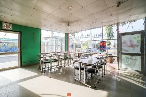 Oyo 35619 Hotel Muskan