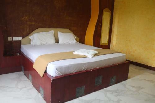 Navagiraga Resorts &hotel