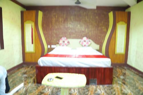 Navagiraga Resorts &hotel