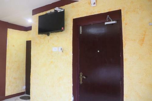 Navagiraga Resorts &hotel