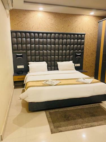 Hotel Saayein Residency