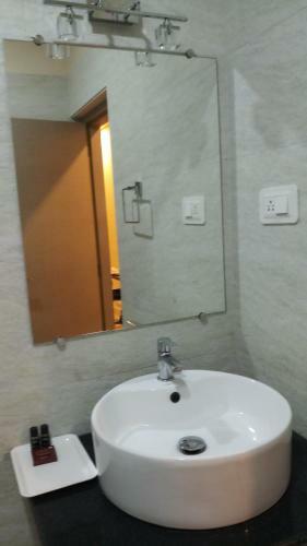 Hotel Saayein Residency