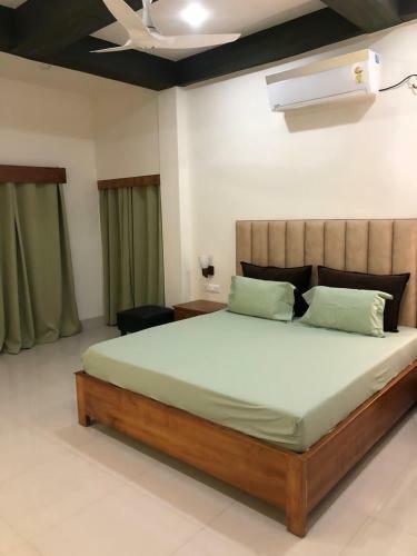 Hostal Dakini House