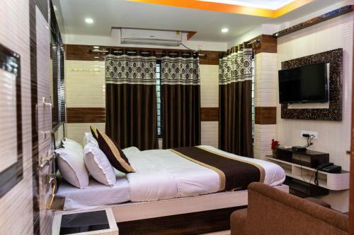 Hotel Tirupati Lodge