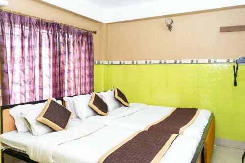 Hotel Tirupati Lodge