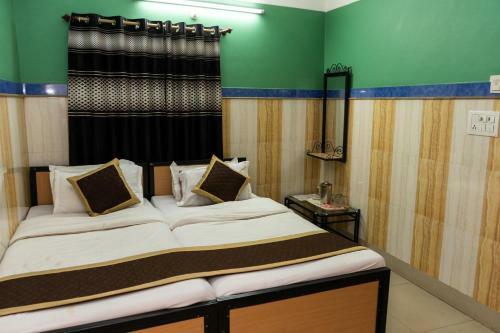 Hotel Tirupati Lodge
