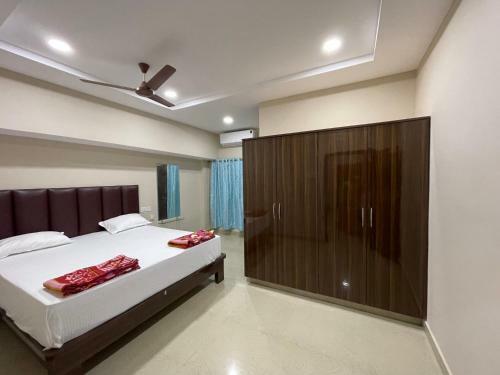 Lodge Ss Stay Inn