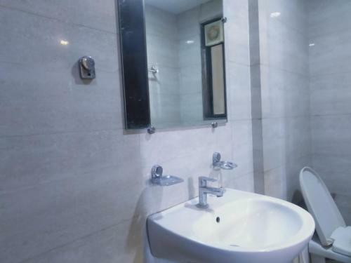 Hotel Sai Heera Residency Shirdi