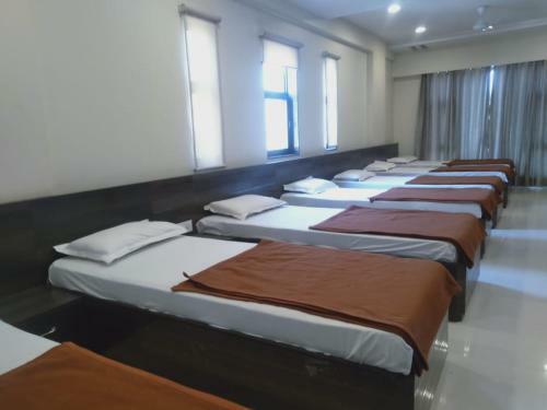 Hotel Sai Heera Residency Shirdi