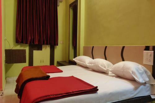 Spot On 82751 Hotel Sai Parvati