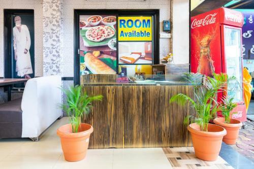 Spot On 42793 Hotel Gurukrupa