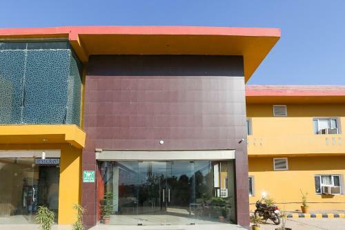 Oyo 1064 Hotel Suryansh