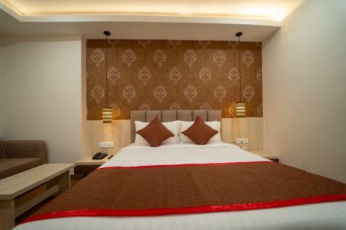 Hotel Paras Heights