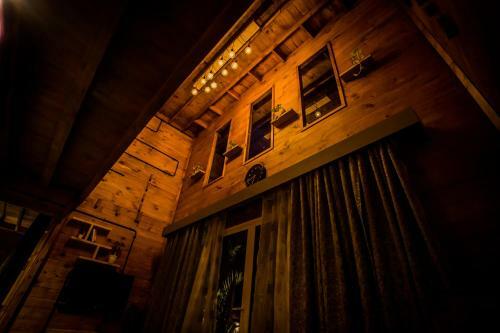 Woodstock Villa