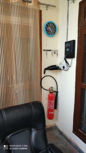Hostal City Crown Guest House
