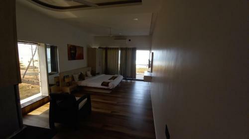 Lodge Rks Beachfront