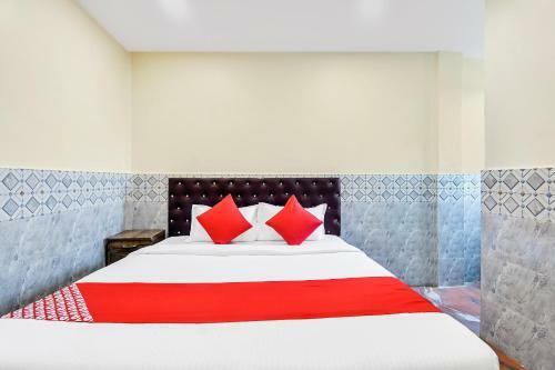 Oyo 48837 Hotel Suvarna